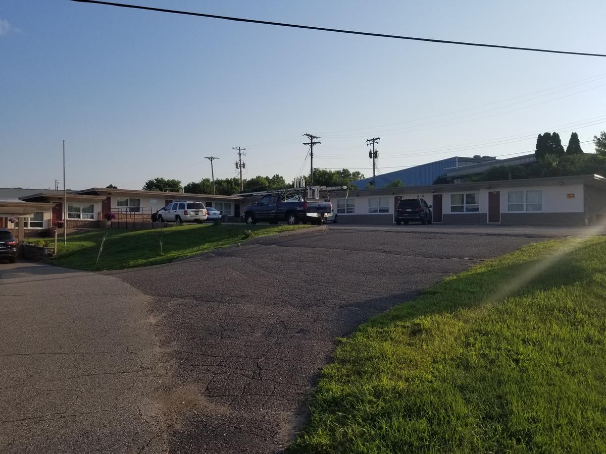 Budget Inn And Suites Eagan Bagian luar foto